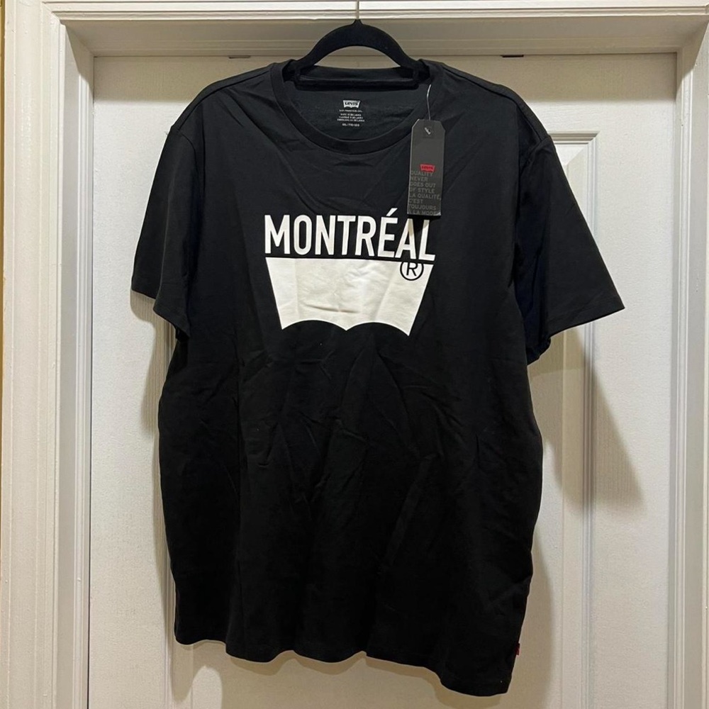 Levi’s Montreal tshirt size xxl